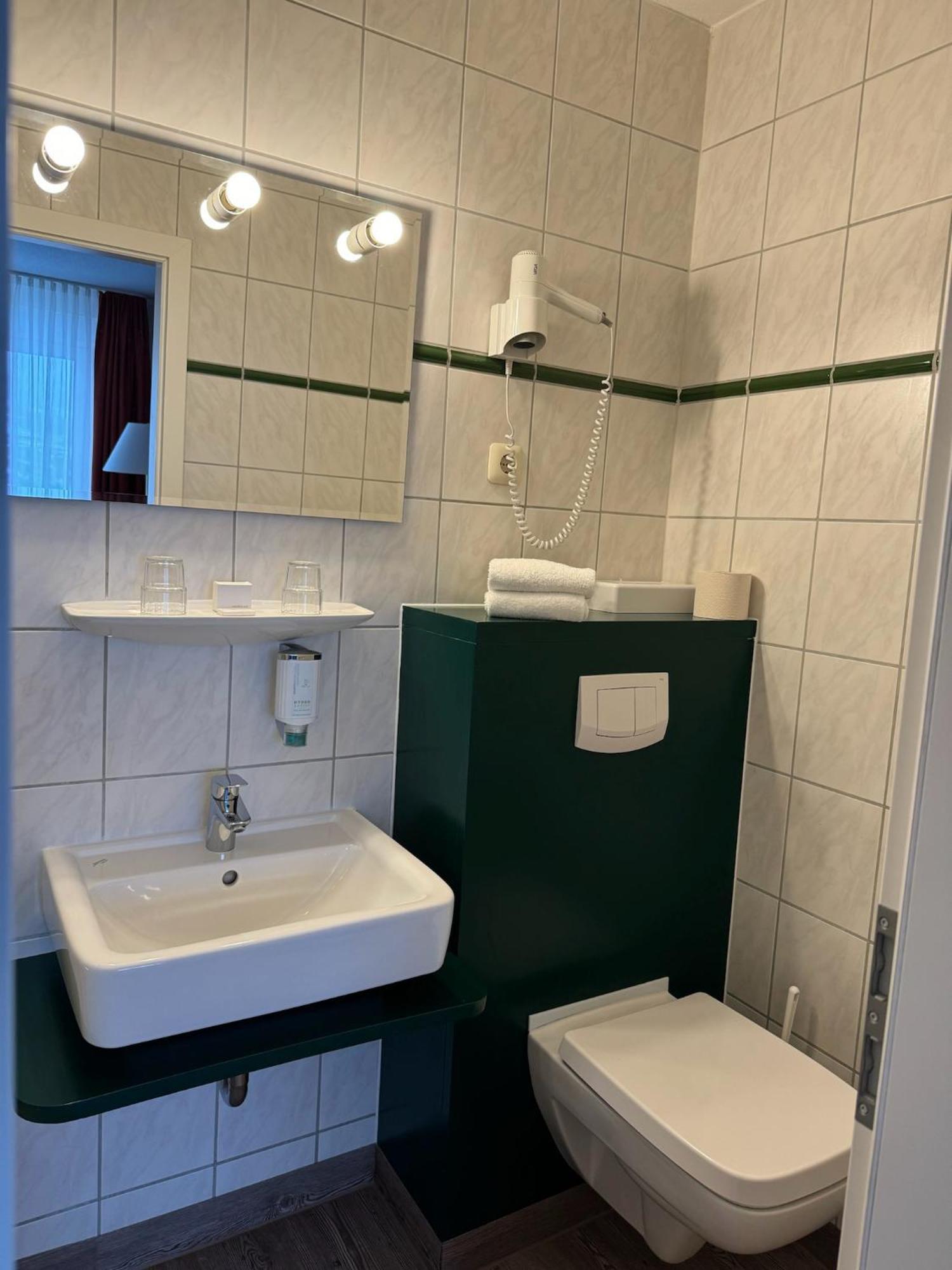 Muesser Hof Schwerin  Exteriör bild